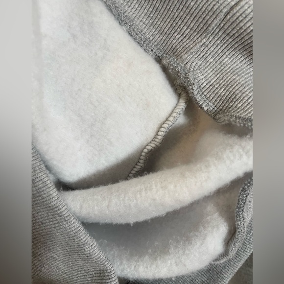 “Polish Rose" Crew Neck Sweatshirt Gray With Floral Embroidery Sz Small Ukraine - Picture 4 of 9